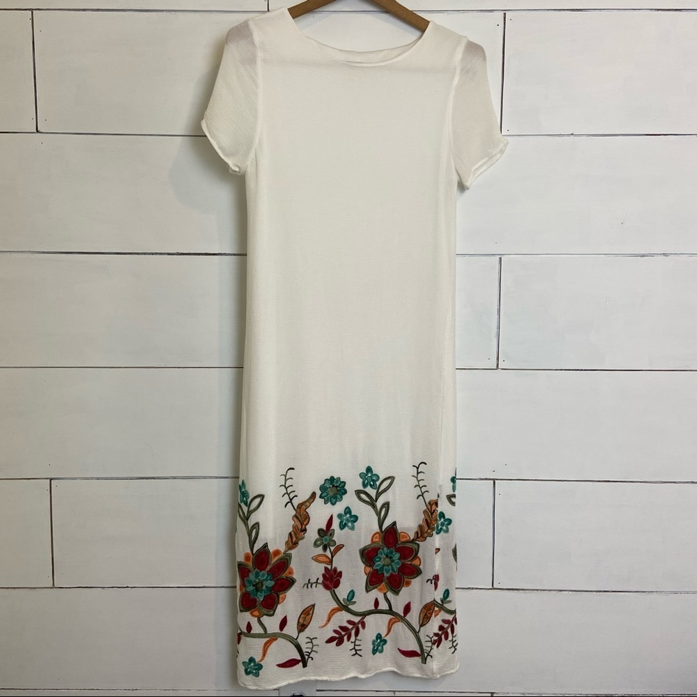 Ovi Called To Surf Off White Embroidered Dress. Size Small.